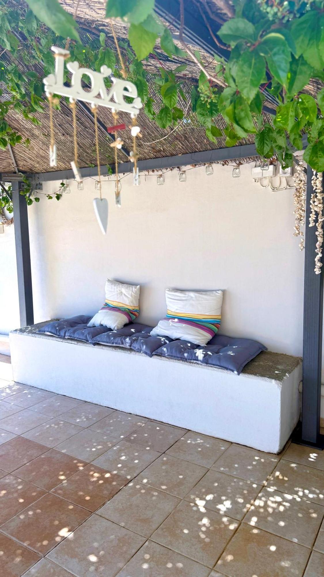 Sea House Lahania Exterior photo