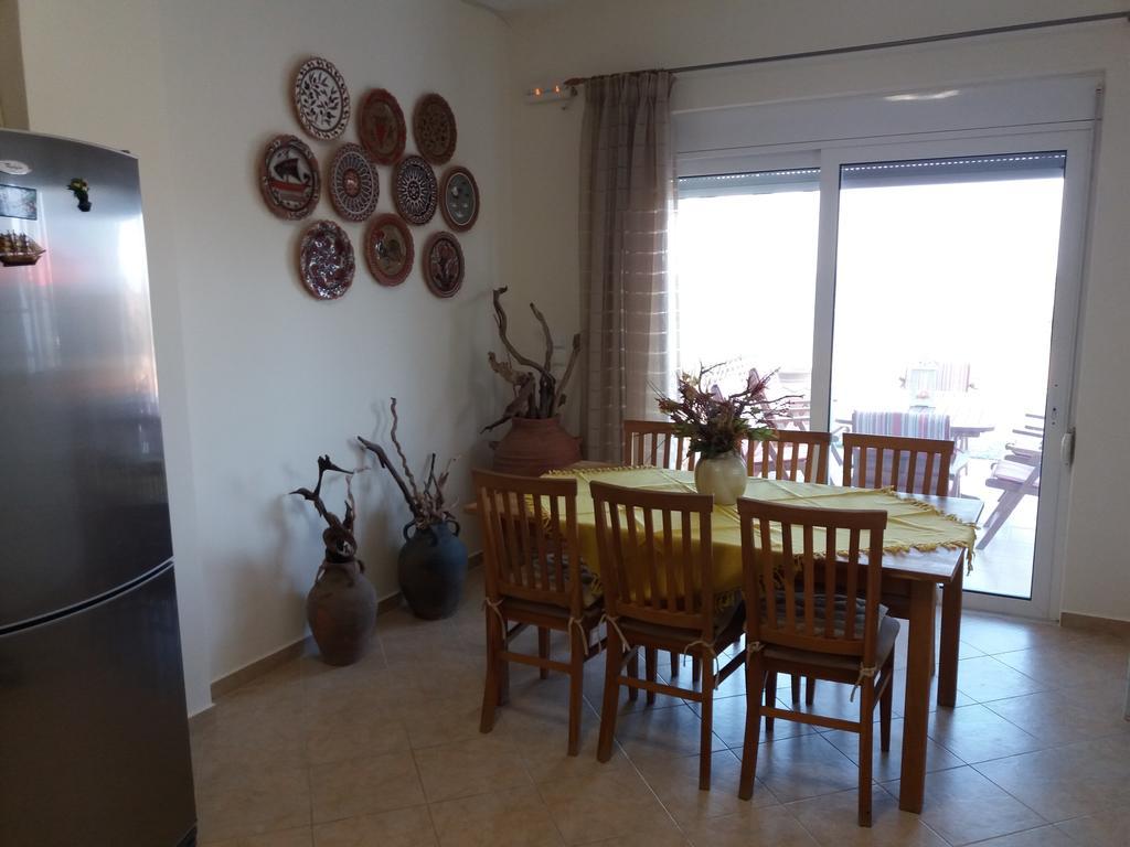 Sea House Lahania Exterior photo
